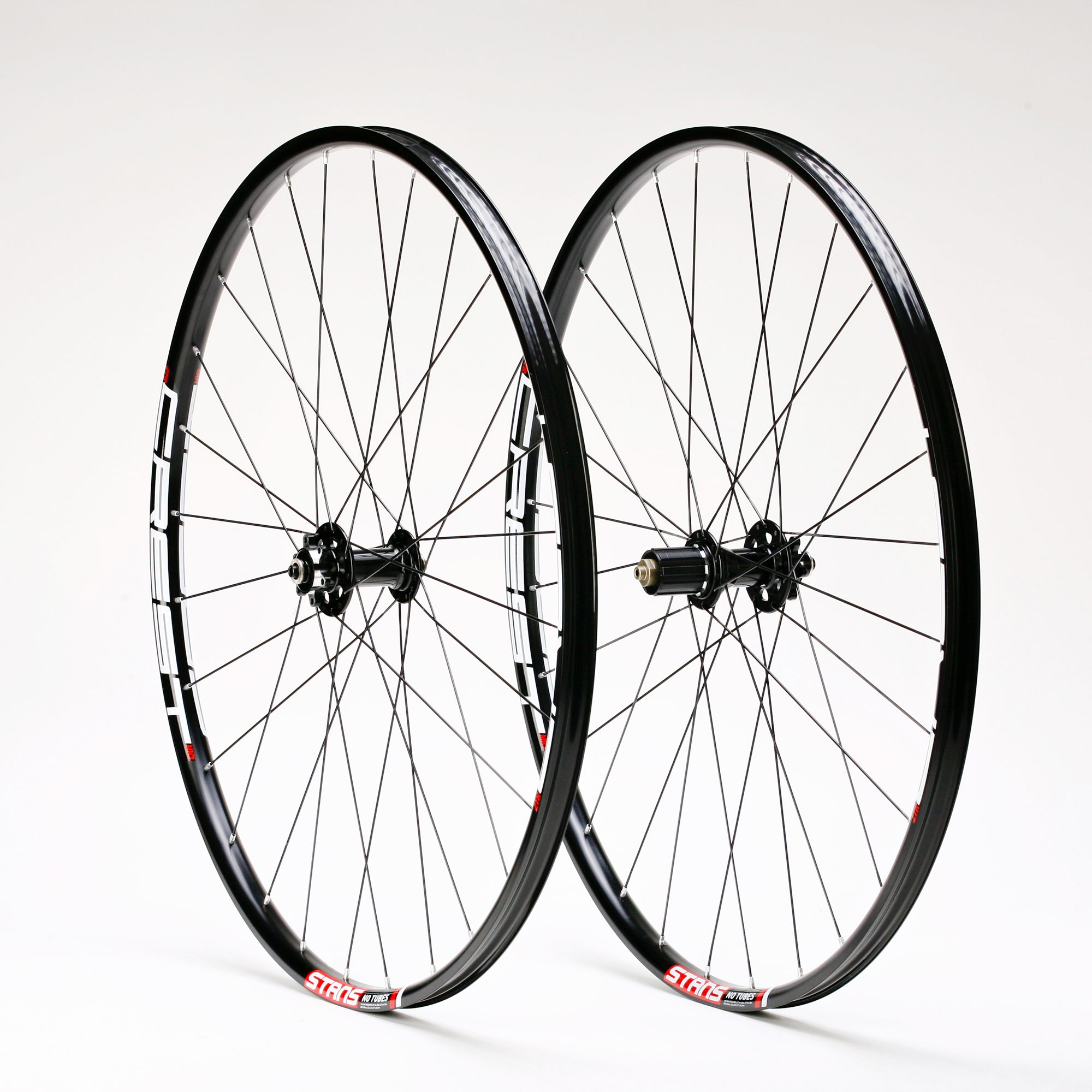 Cyclocross clincher wheels tubeless 