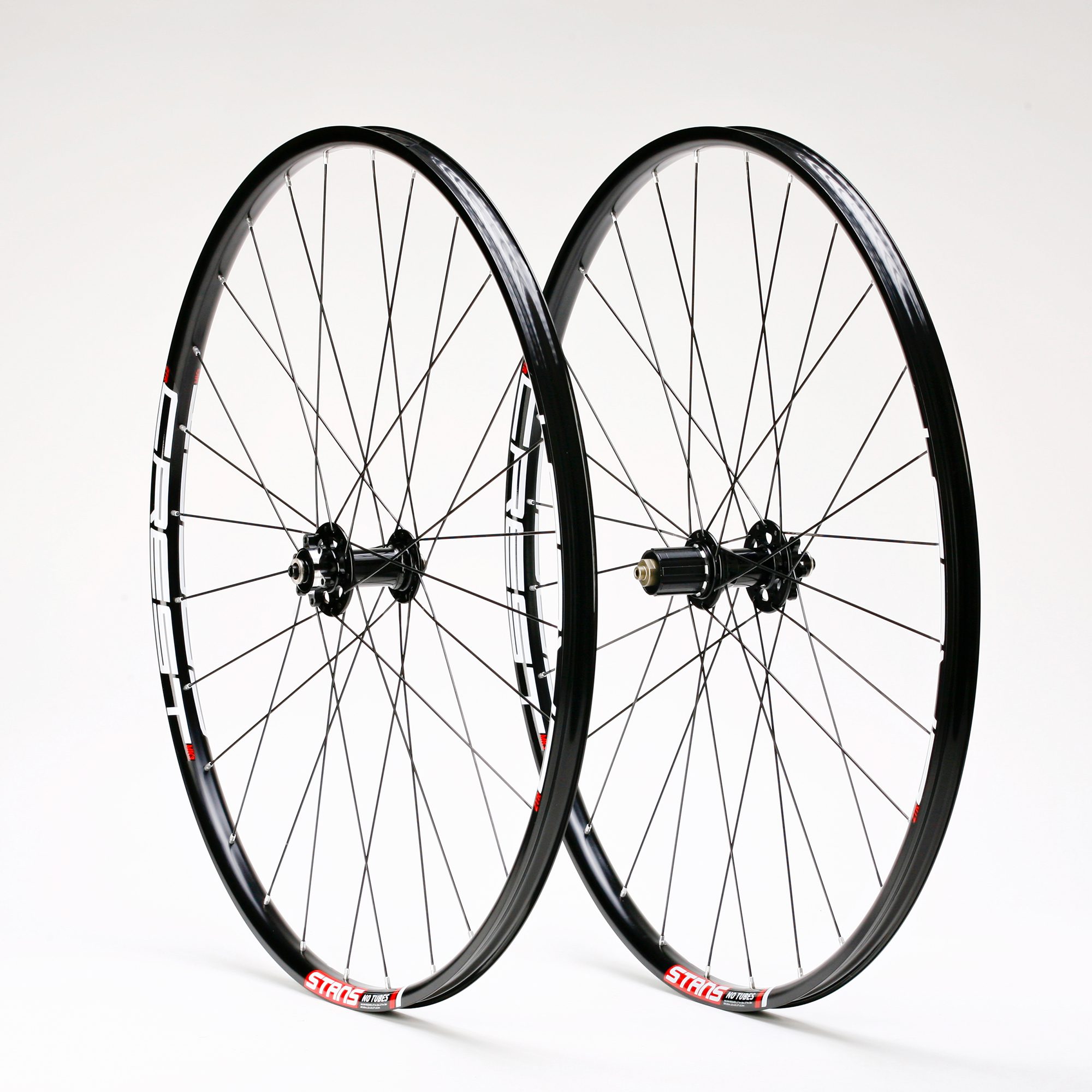 https://www.stradawheels.co.uk/wp-content/uploads/2014/12/CX-CLINCHERS-1.jpg