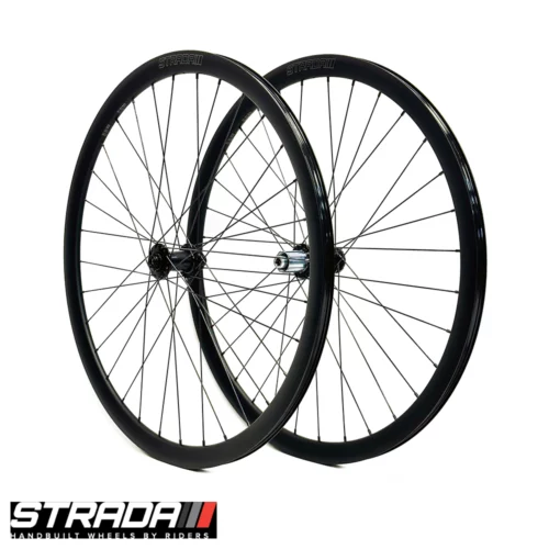 A picture showing a Strada Big Fella Standard Disc 700c bicycle wheelset in black with the Strada logo at the top